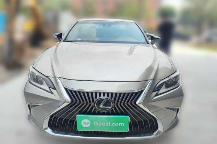 Used Lexus ES 2018 200 Excellence Edition China V Standard Front