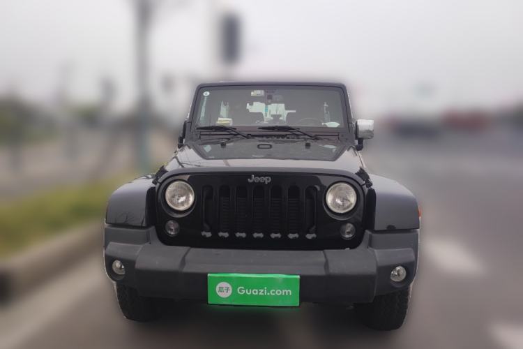 Used Jeep Wrangler 2014 2.8TD Sahara Four-Door Edition