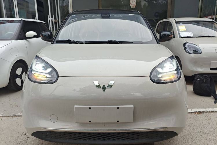 Used Wuling Bingo 2024 410 km Lingxi Deluxe Edition