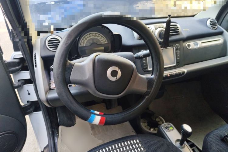 Used smart fortwo 2014 1.0 MHD Hardtop New Year Special Edition
