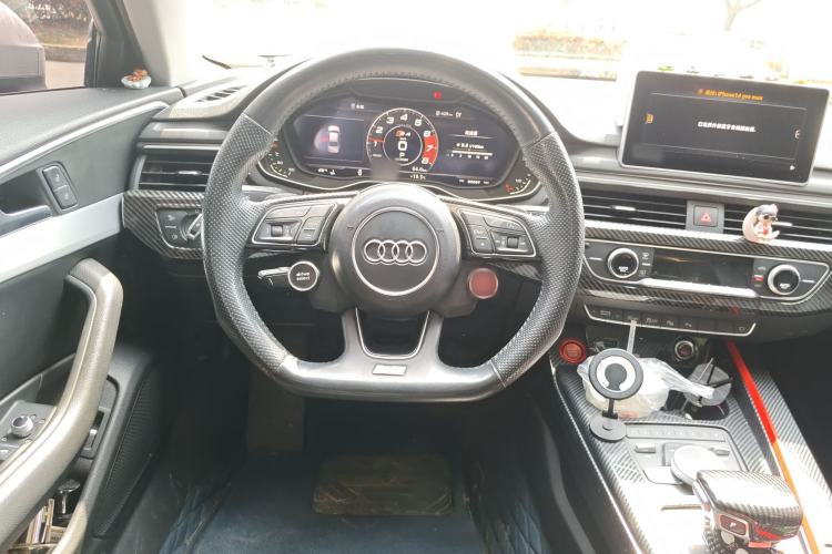 Used Audi A4L 2019 40 TFSI Fashion Edition China VI Emission Standard