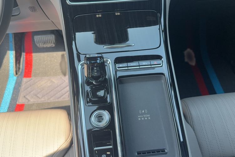 Used Geely Auto FX11 2025 4th Generation 1.5TD DCT Jinxiu