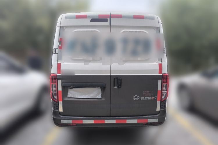 Used CHANGAN KUAYUE Xing V7 2022 1.6L Gasoline Luxury Model 2-Door Dual-Swing Doors DAM16KR Rear