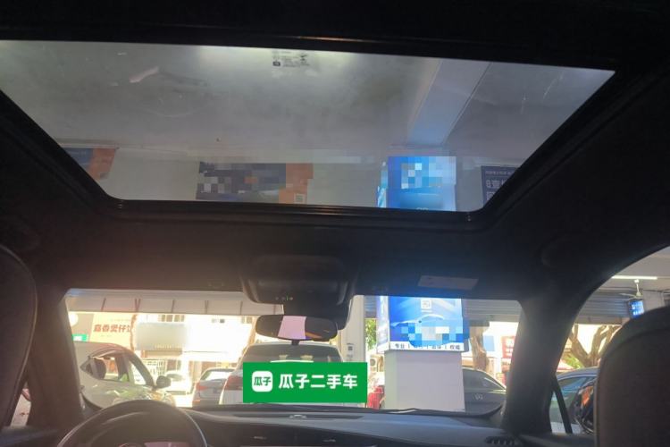 Used Cadillac XT4 2022 28T Two-Wheel-Drive Luxury Version Headliner