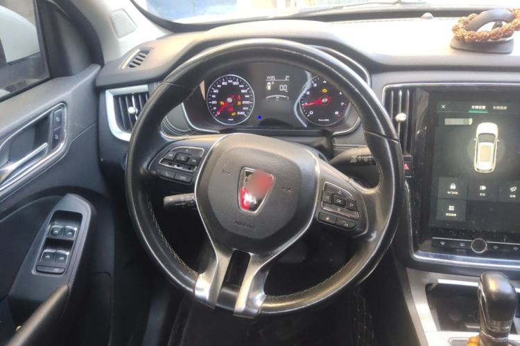 Used Roewe RX5 2018 20T Two-Wheel Drive Automatic Internet Smart Edition
