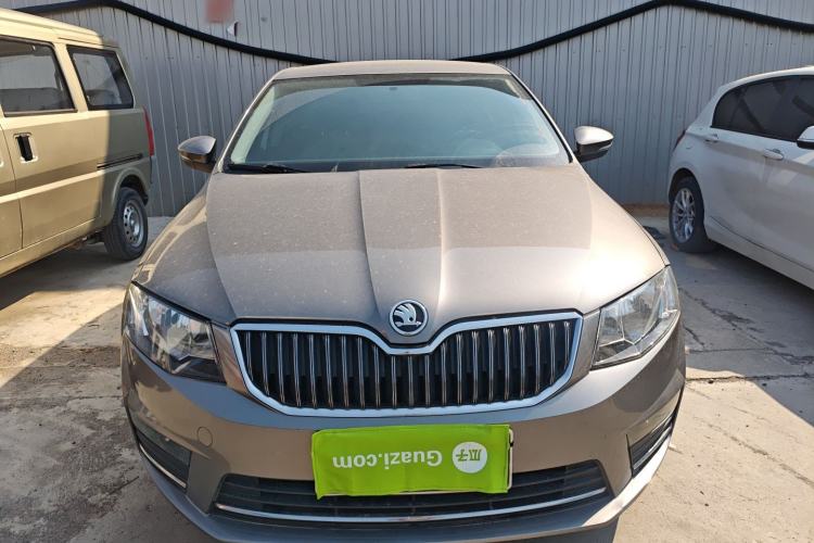 Used Skoda Octavia 2017 1.6L Automatic Chuanxing Edition
