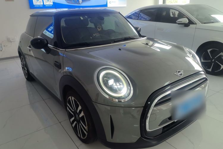 Used MINI 2022 1.5T COOPER Artist Front Right 45 Deg