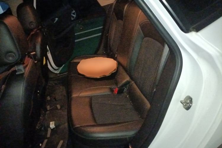 Used Buick Verano 2017 Sedan 20T Dual-Clutch Leading Model Left Rear Seat