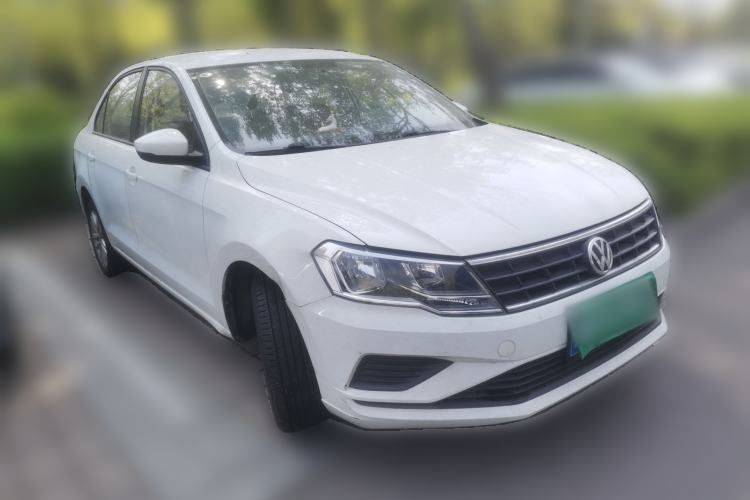 Used Volkswagen Jetta 2017 1.5L Automatic Fashion Model Front Right 45 Deg