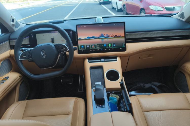 Used Hima AITO M5 2022 Extended-Range Four-Wheel Drive Performance Version Center Console