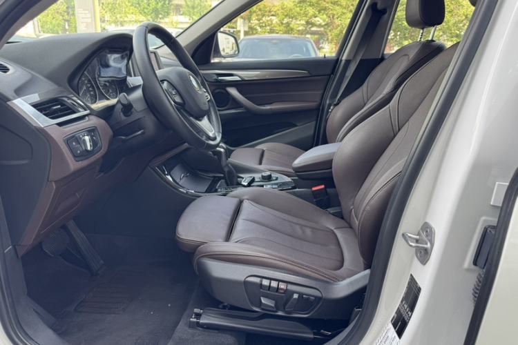 Used BMW X1 2018 sDrive18Li Luxury Model
