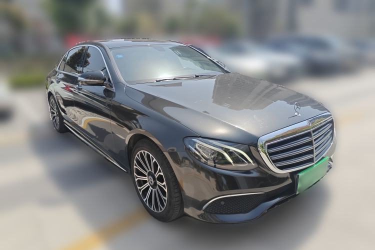 Used Mercedes-Benz E-Class 2018 Facelift E 200 L Sport 4MATIC
