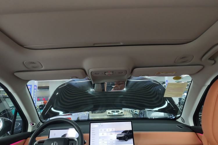 Used Leapmotor C16 2026 Extended-Range 280 LiDAR Zhizun Edition 6 Seats
