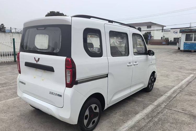Used Wuling Zhiguang New Energy 2025 Comfort Model