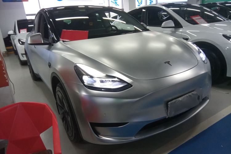 Used Tesla Model Y 2023 Rear-Wheel-Drive Version
