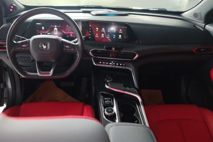 Used CHANGAN UNI-T 2020 1.5T Prestige Version Center Console