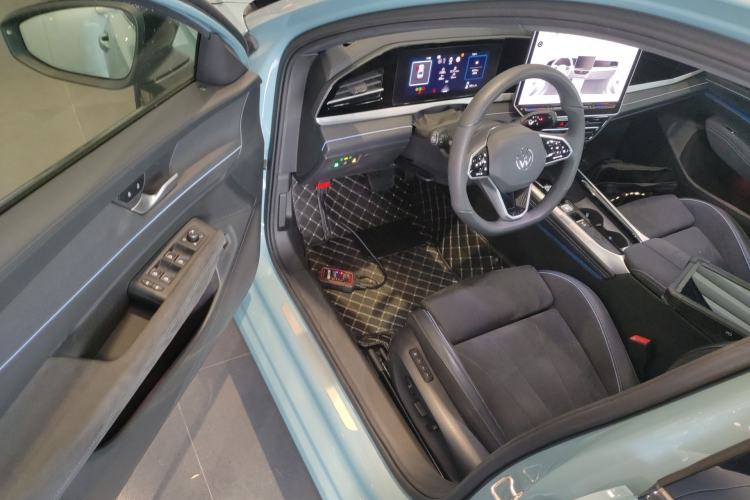 Used Volkswagen Passat 2025 Pro 380TSI Starry Dragon Luxury Edition