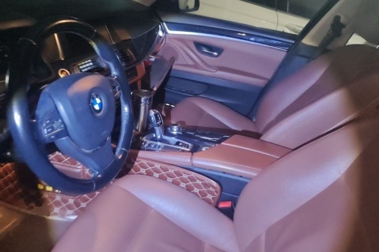 Used BMW 5 Series 2017 520Li Elegant Edition
