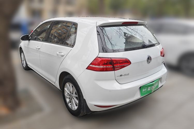 Used Volkswagen Golf 2016 1.6L Automatic Fashion Model