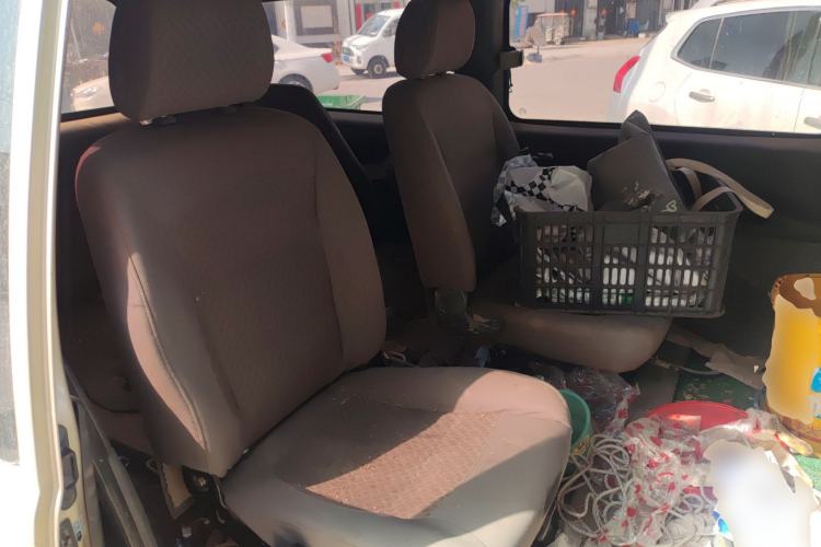 Used FORTHING Lingzhi 2014 M5 Q7 2.0L 7-seat Long-wheelbase Comfort Version
