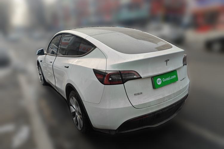 Used Tesla Model Y 2022 Long-Range All-Wheel-Drive Version