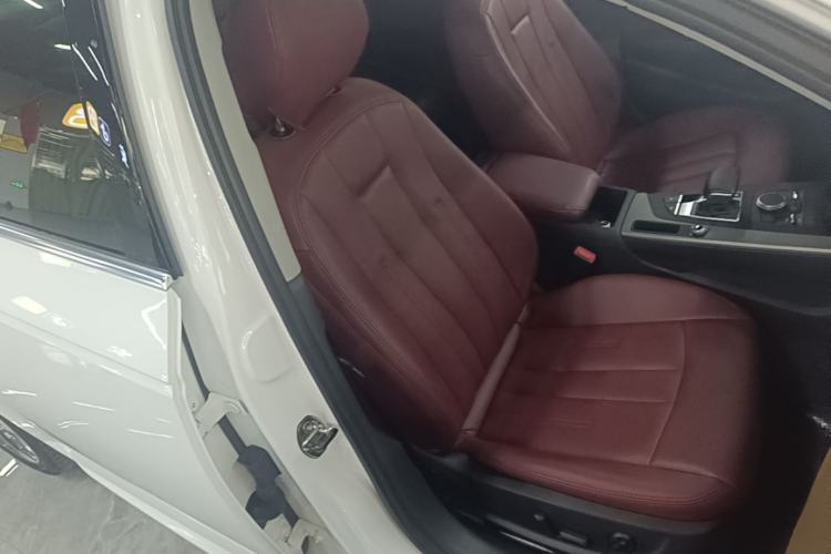 Used Audi A4L 2018 30th Anniversary Edition 30 TFSI Ambition Model Right Front Seat