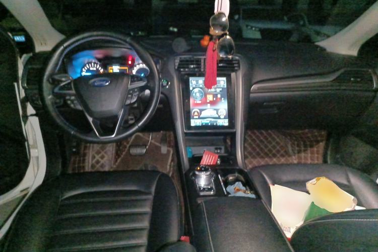 Used Ford Mondeo 2018 EcoBoost 180 Smart Control Fashion Model China V Standard Center Console