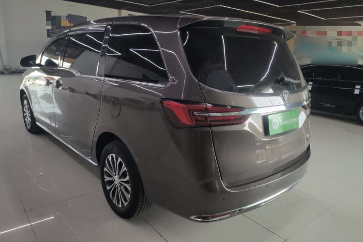 Used Buick GL8 2023 Land Executive Class Comfort Model