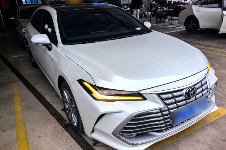 Used Toyota Avalon 2024 Dual-Motor 2.0L Luxury Edition