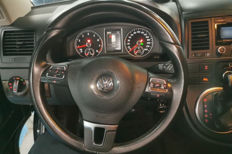 Used Volkswagen Multivan 2012 2.0 TSI Two-Wheel-Drive Luxury Edition
