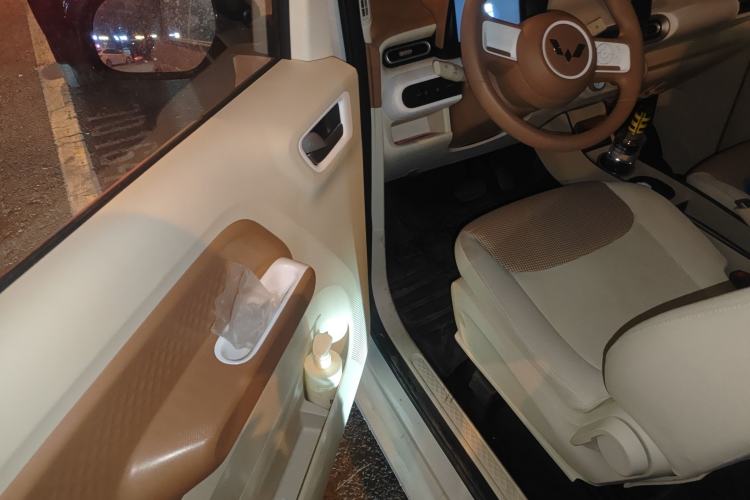 Used Wuling Hongguang MINIEV 2024 3rd Generation 215km Youth Edition
