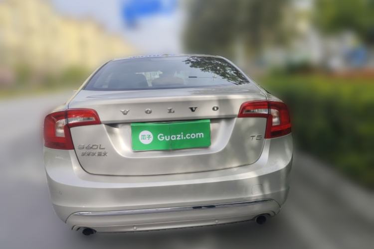 Used Volvo S60 2019 S60L Facelift T5 Intelligent Advanced Edition
