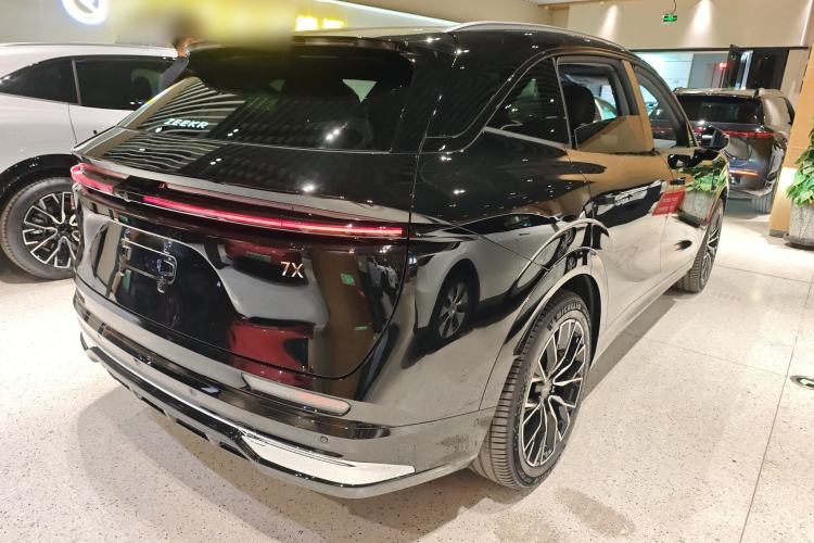 Used Zeekr 7X 2026 75kWh Rear-Drive MAX Edition Rear Right 45 Deg