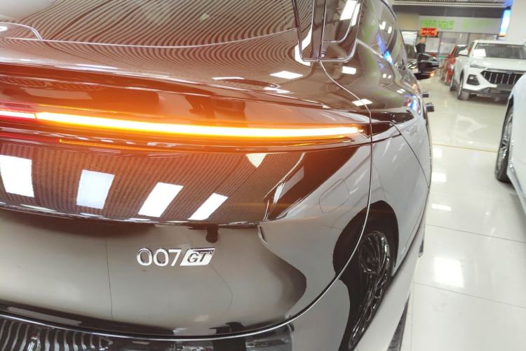Used Zeekr 007GT 2025 Rear-Drive Intelligent Driving Version 75 kWh Right Rear Taillight