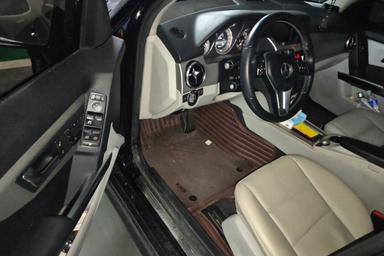 Used Mercedes-Benz GLK-Class 2014 GLK 260 4MATIC Dynamic Model