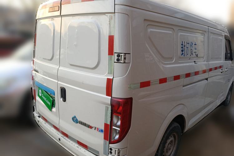 Used CHANGAN KUAYUE Xing V7 EV 2023 250km Dual-Door Smart Enjoyment Version 2 Seats Rear Right 45 Deg