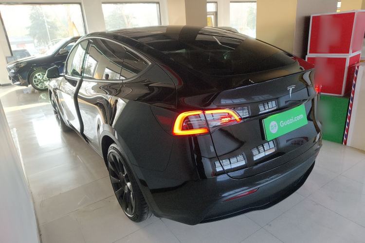 Used Tesla Model Y 2021 Standard Range Rear-Wheel Drive Version
