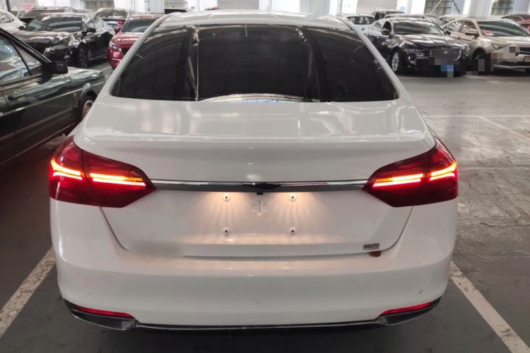 Used Geely Auto Emgrand 2019 Leading Edition 1.5L Manual Upgraded Connectivity Model China VI Standard
