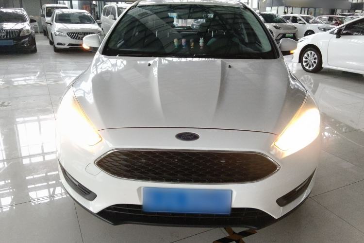 Used Ford Focus 2018 Hatchback Classic 1.6L Automatic Trendy SmartDrive Edition Front