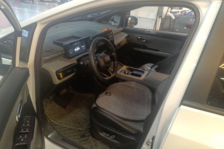 Used AION Y 2021 70 Intelligent Edition Driver Seat