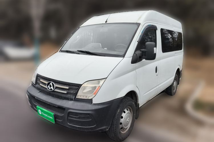 Used SAIC MAXUS Xintu V80 2015 2.5T Manual Aoyuntong Version Short Wheelbase Mid-Roof