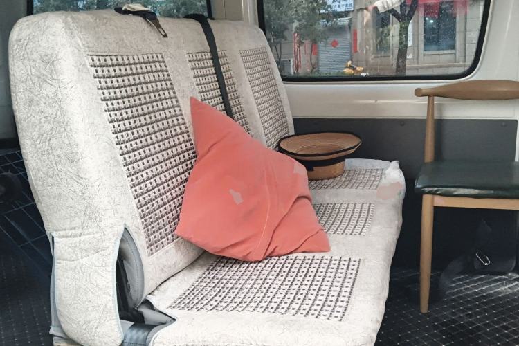 Used Foton Toano 2024 Urban Edition Multi-Function 2.0T Manual Short Wheelbase Mid-Height Rear Single Tire – Available in 5/6/9-Seater Configurations
