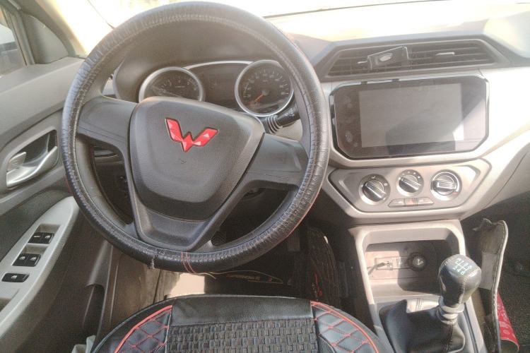 Used Wuling Hongguang 2021 1.5L S Comfort Edition LAR