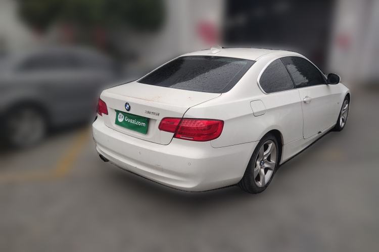 Used BMW 3 Series 2011 325i two-door coupe
