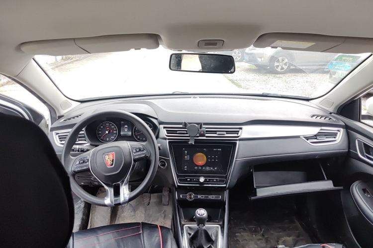 Used Roewe i5 2020 1.5L Manual 4G Connect Luxury Edition Headliner