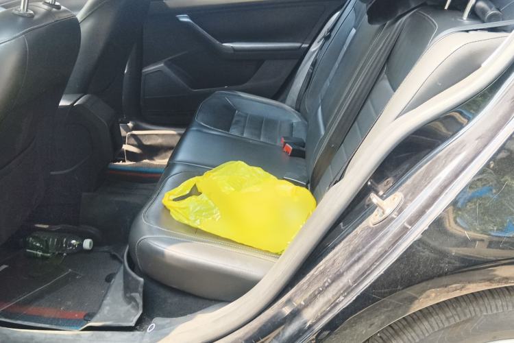 Used Volkswagen Lavida 2017 1.6L Automatic Comfort Edition
