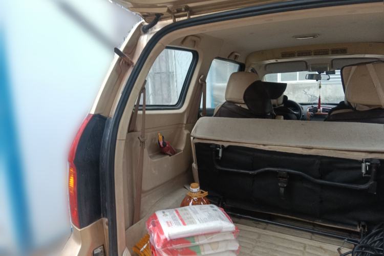 Used Dongfeng Fengon 2013 1.3L Manual Deluxe Edition DK13-08 Trunk