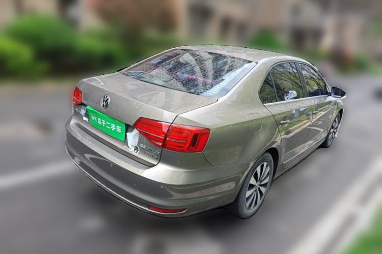 Used Volkswagen Sagitar 2017 230TSI Automatic Comfort Version Rear Right 45 Deg