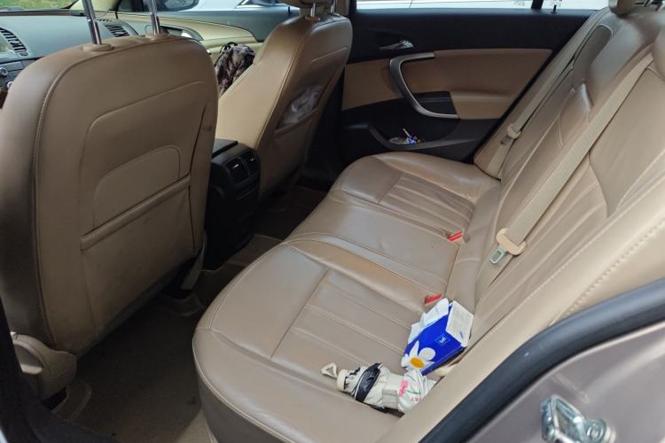 Used Buick Regal 2012 2.0L Luxury Edition Left Rear Seat