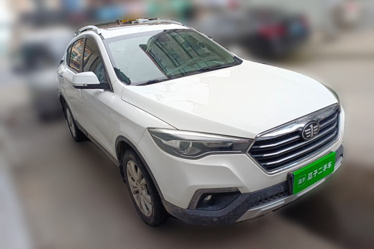 Used Bestune X80 2017 1.8T Automatic Luxury Model Front Right 45 Deg